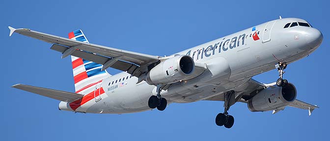 American Airbus A320-232 N655AW, Phoenix Sky Harbor, January 9, 2016